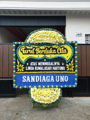 Papan Bunga Duka di Balen